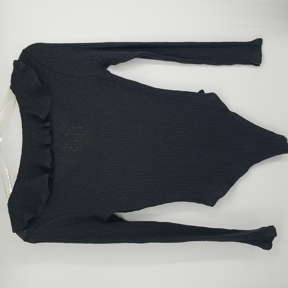 Altar'd State Gray Ribbed Knit Bodysuit w Vneck & Front Ruffle - Picture 4 of 4